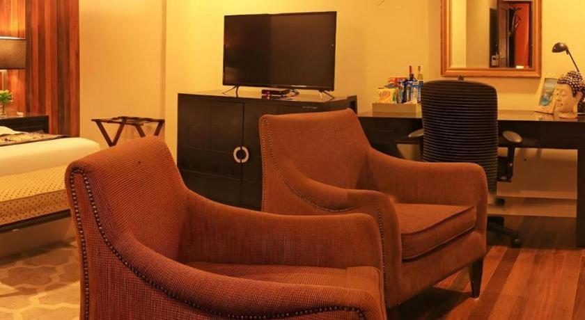 The Oriental Luxury Suites Tagaytay Tagaytay City Exterior foto